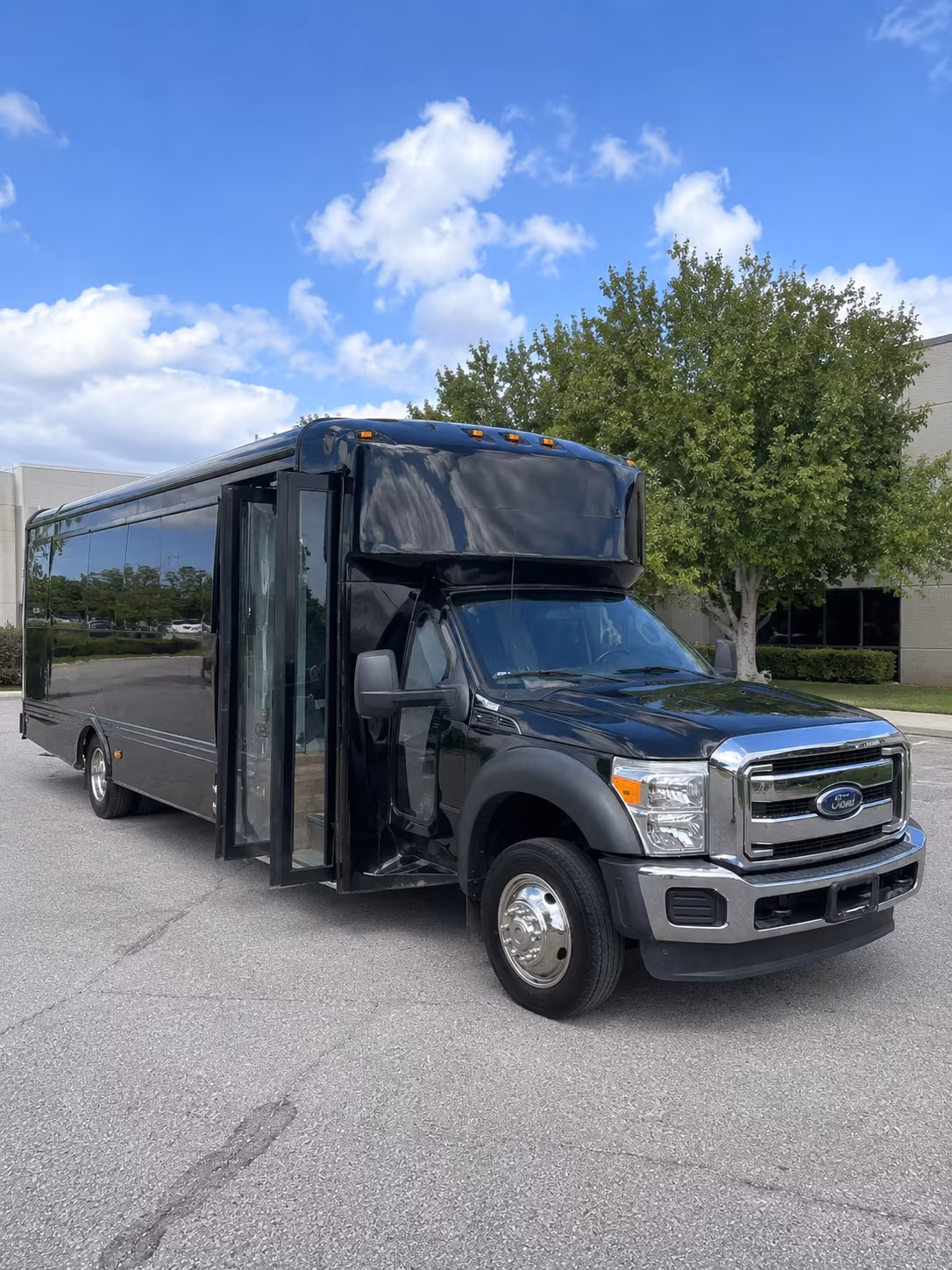 party buses for edina prom night with the amenities your group wants
