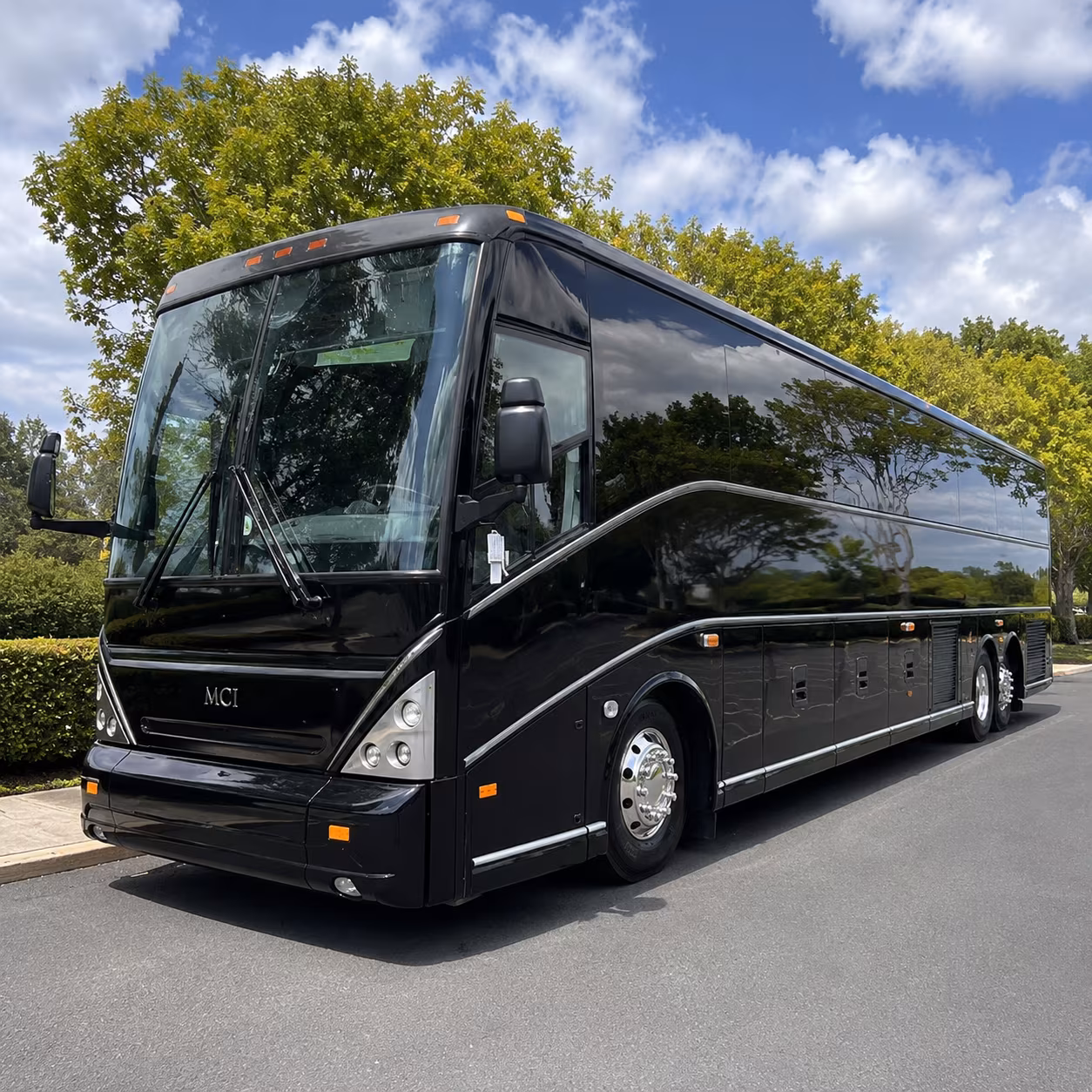 wedding and private event shuttles throughout the edina area